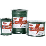 Olli green fence tape of durable, edge-reinforced Olli Shockteq quality. Available in three different widths: 12mm, 20mm and 40mm. 200m/roll